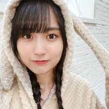 賀喜遥香（乃木坂46）1st写真集公式Twitter（@kakiharuka_1st）より。