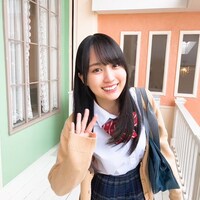 賀喜遥香（乃木坂46）1st写真集公式Twitter（@kakiharuka_1st）より。