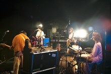 Homecomings（撮影：池野詩織）