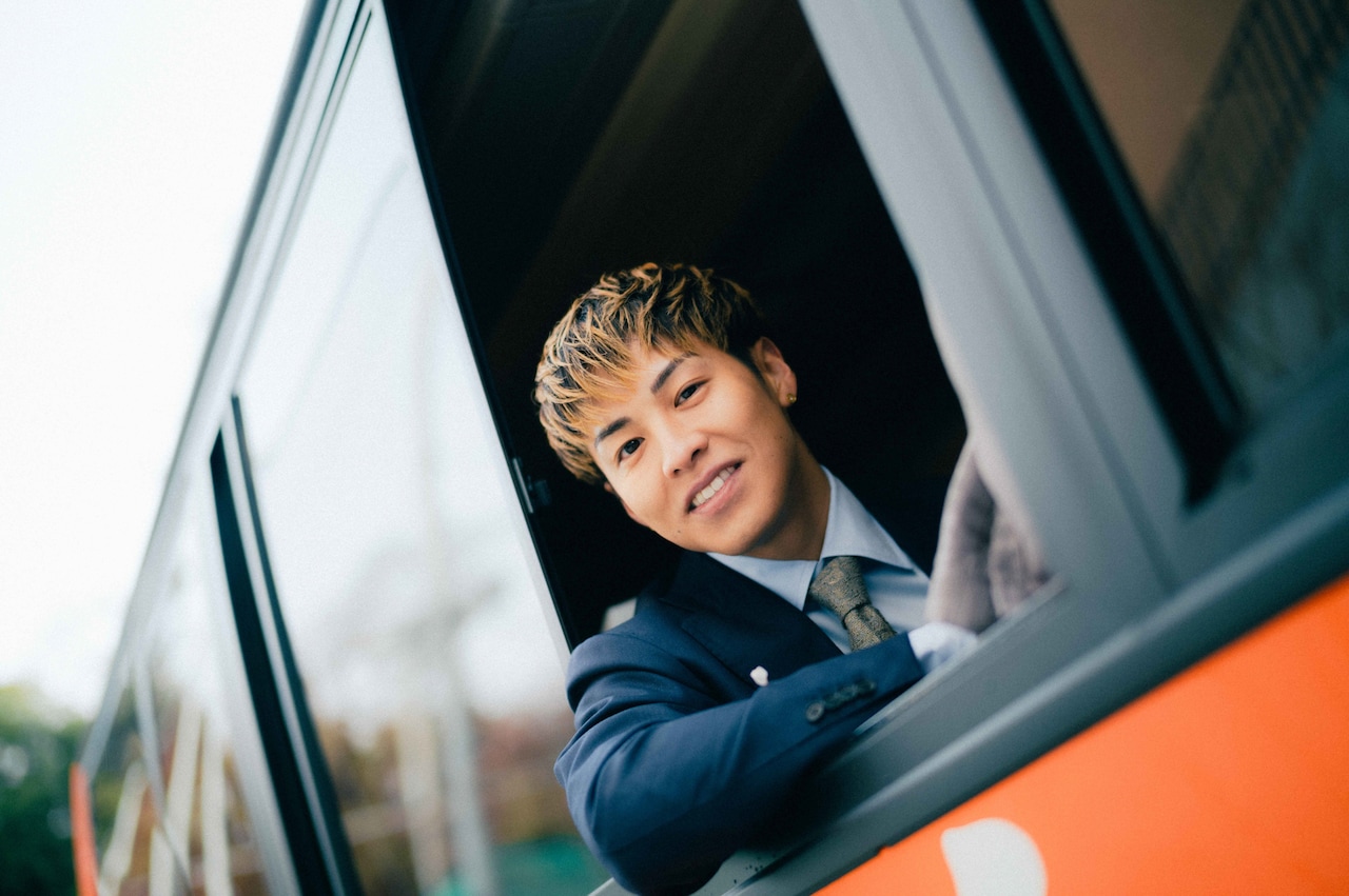 桜の花びらがひらり。