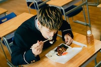 “のりスペ”にタルタルソースをプラスするのが豊山生のテッパン。