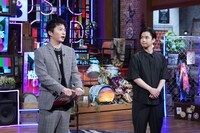 田中圭と千葉雄大。(c)日本テレビ