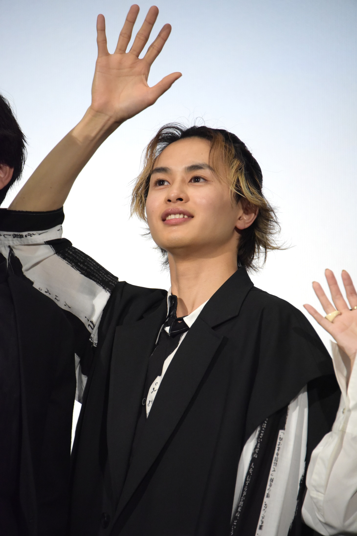 草川拓弥（超特急）