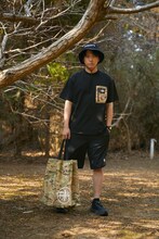 「HIGH FIVE FACTORY 2022 SPRING-SUMMERコレクション」を身にまとった山下健二郎（三代目 J SOUL BROTHERS from EXILE TRIBE）。