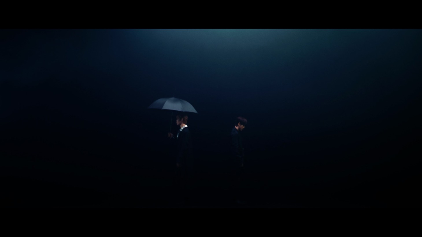 SawanoHiroyuki[nZk]「OUTSIDERS」ミュージックビデオより。