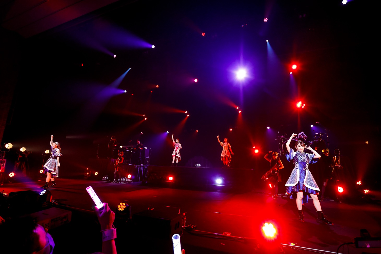 TEAM SHACHII「TOUR 2022 ～猪突！猛進！猛進！猛進！猛進！～」日本特殊陶業市民会館公演の様子。（撮影：小坂茂雄）