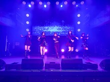 「DEAR KISS ONEMAN LIVE "DEAREST DREAM♯9"～『ハッピー』release party～＠Veats Shibuya」の様子。