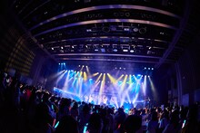 CUBERS「CUBERS SPRING TOUR 2022」初日公演の様子。