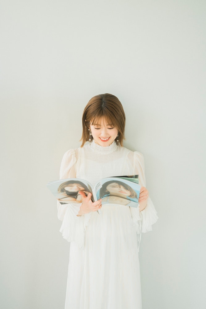 樋口日奈が心身さらけ出した1st写真集刊行に感無量、艶っぽい