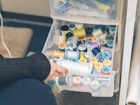 佐藤の作業部屋の様子。