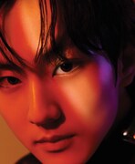 ENHYPEN「DIMENSION : 閃光」コンセプトフォトSPARK Ver.（JUNGWON） (P)＆(C) BELIFT LAB