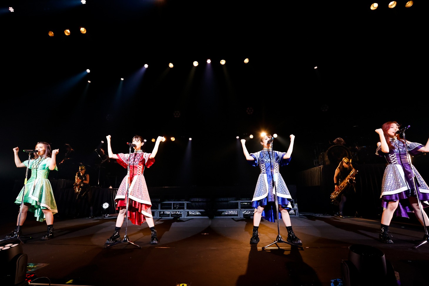 TEAM SHACHII「TOUR 2022 ～猪突！猛進！猛進！猛進！猛進！～」日本特殊陶業市民会館公演の様子。（撮影：小坂茂雄）