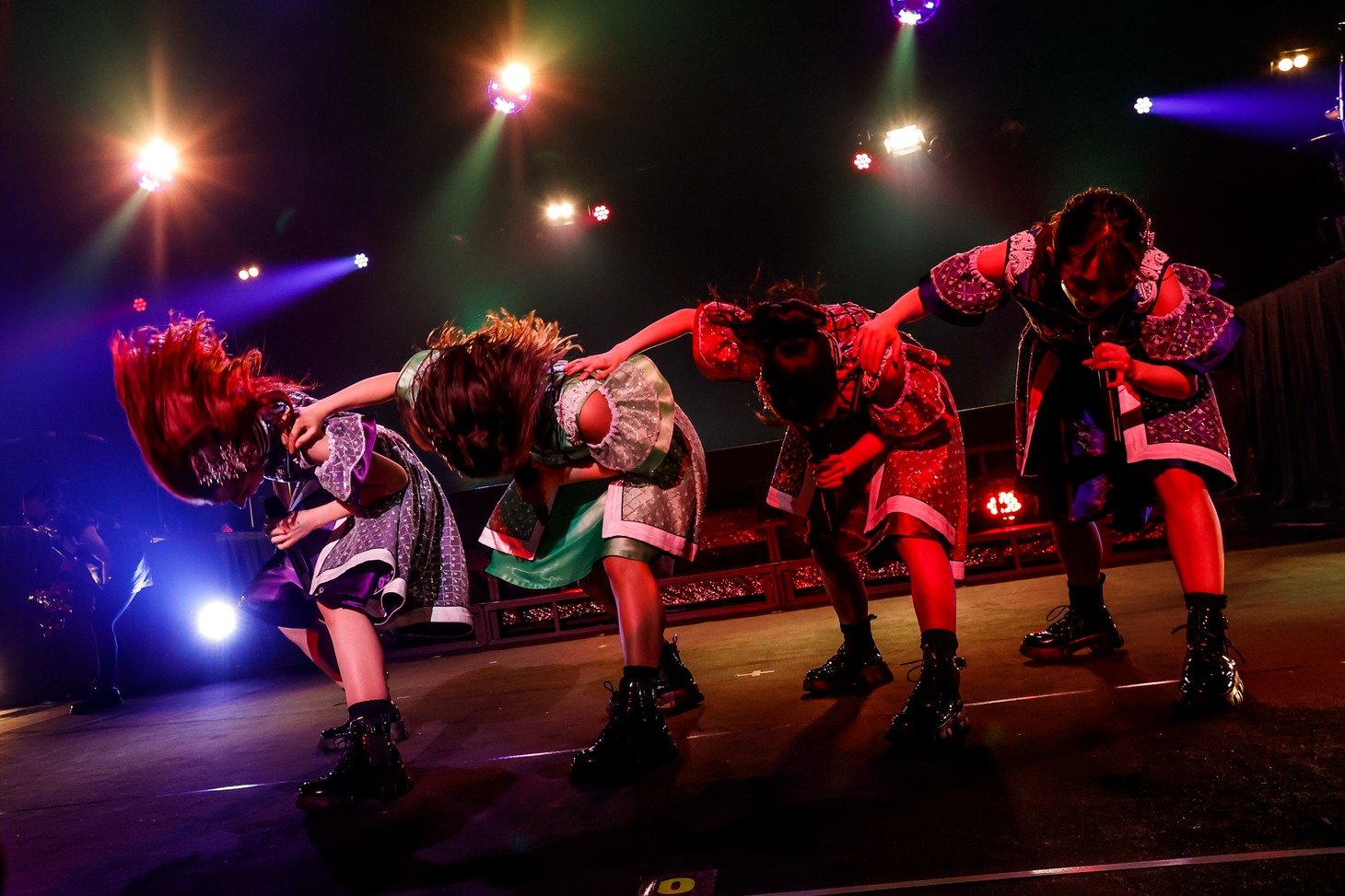 TEAM SHACHII「TOUR 2022 ～猪突！猛進！猛進！猛進！猛進！～」日本特殊陶業市民会館公演の様子。（撮影：小坂茂雄）