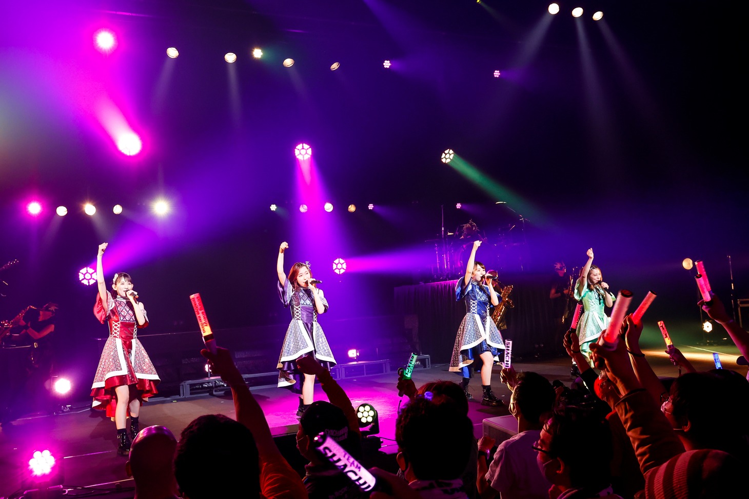 TEAM SHACHII「TOUR 2022 ～猪突！猛進！猛進！猛進！猛進！～」日本特殊陶業市民会館公演の様子。（撮影：小坂茂雄）