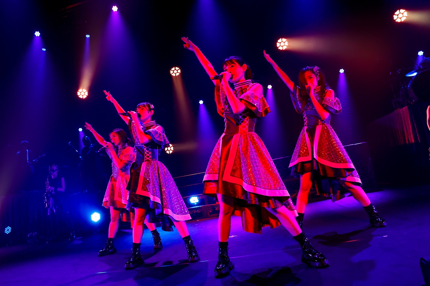 TEAM SHACHII「TOUR 2022 ～猪突！猛進！猛進！猛進！猛進！～」日本特殊陶業市民会館公演の様子。（撮影：小坂茂雄）