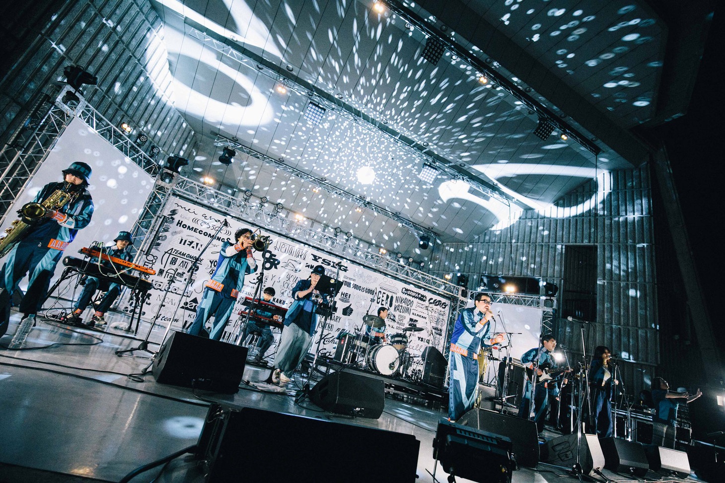 思い出野郎Aチーム（撮影：三浦知也 / 廣田達也）