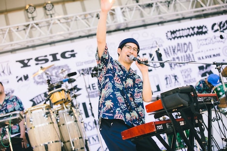 YOUR SONG IS GOOD（撮影：三浦知也 / 廣田達也）