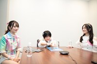 聞き散らかし終えた鶴見萌、岡田彩夢、大塚望由。