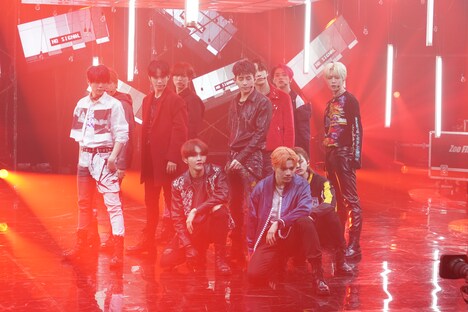 「MUSIC BLOOD」に出演するINI。 (c)日本テレビ