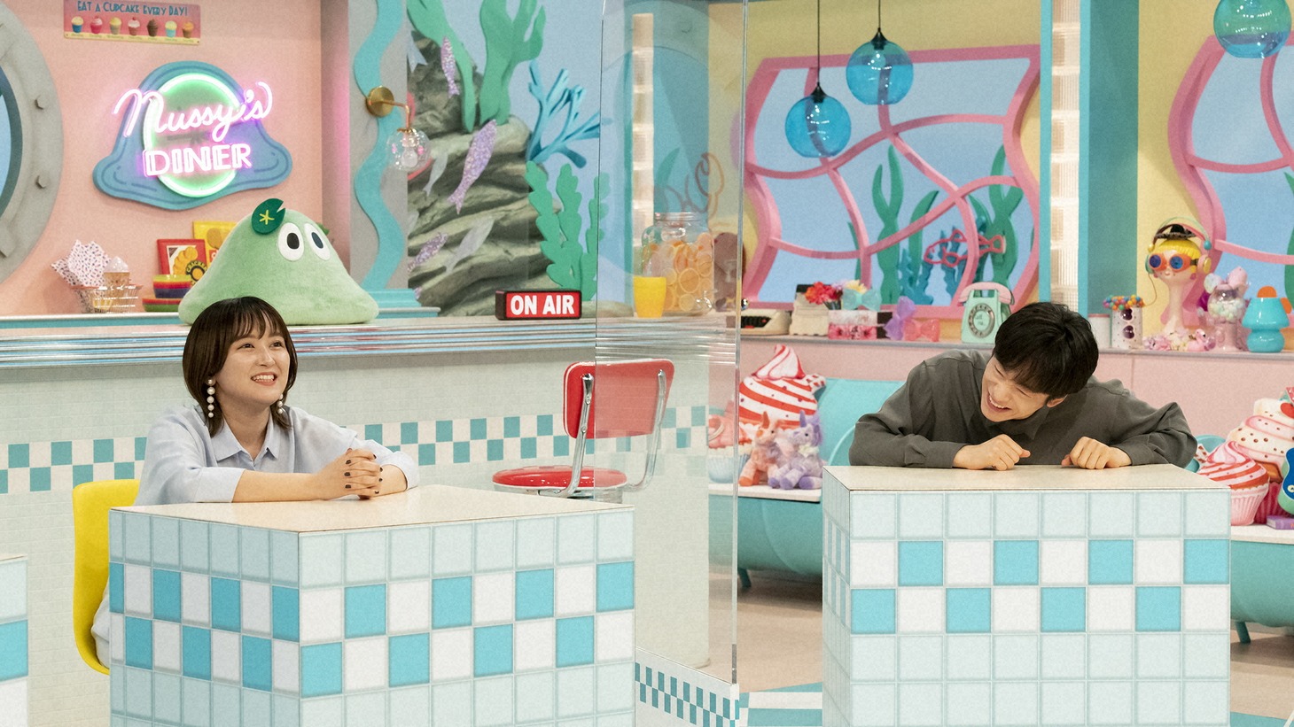 MCのサーヤ（ラランド）とDJ 松永（Creepy Nuts）。（写真提供：NHK）