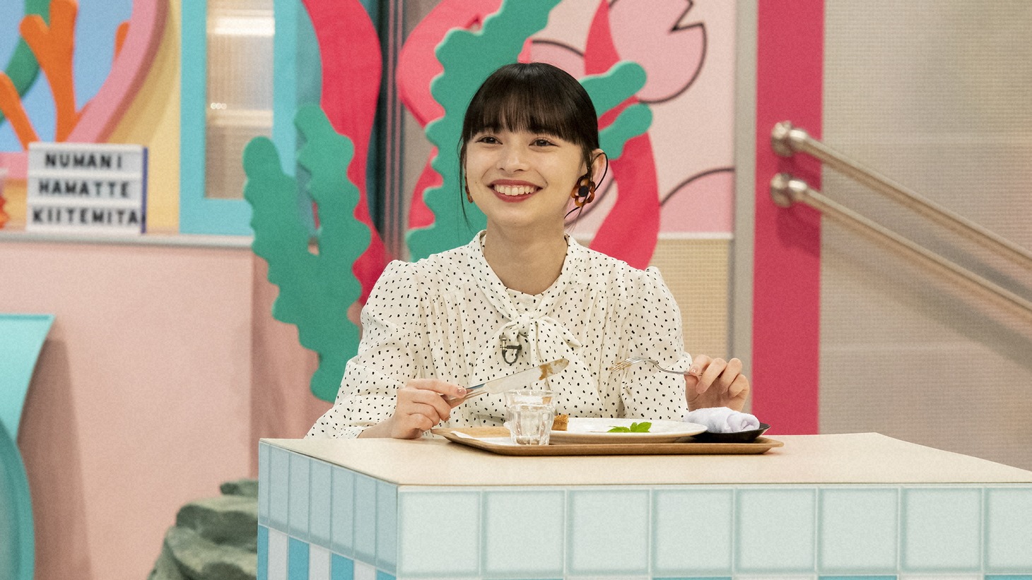 スタジオゲストの上國料萌衣（アンジュルム）。（写真提供：NHK）