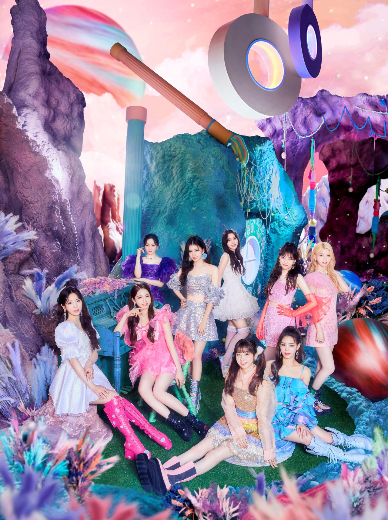 今夜放送NHK「Venue101」にNiziU、雨のパレード、ALI feat. R-指定登場