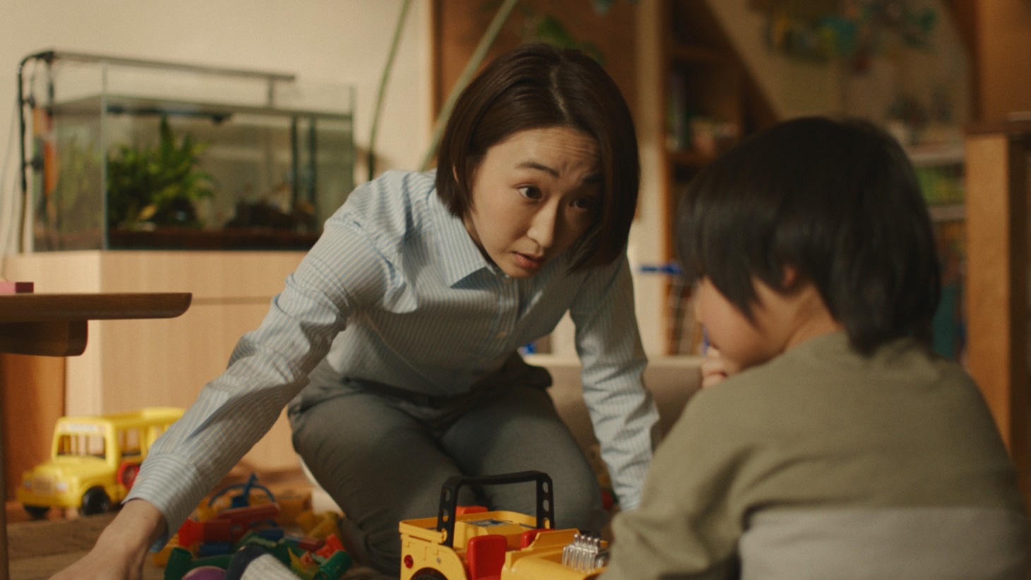 「カロリーメイト リキッド」の新Web CM「わたしの、原動力。」編より。