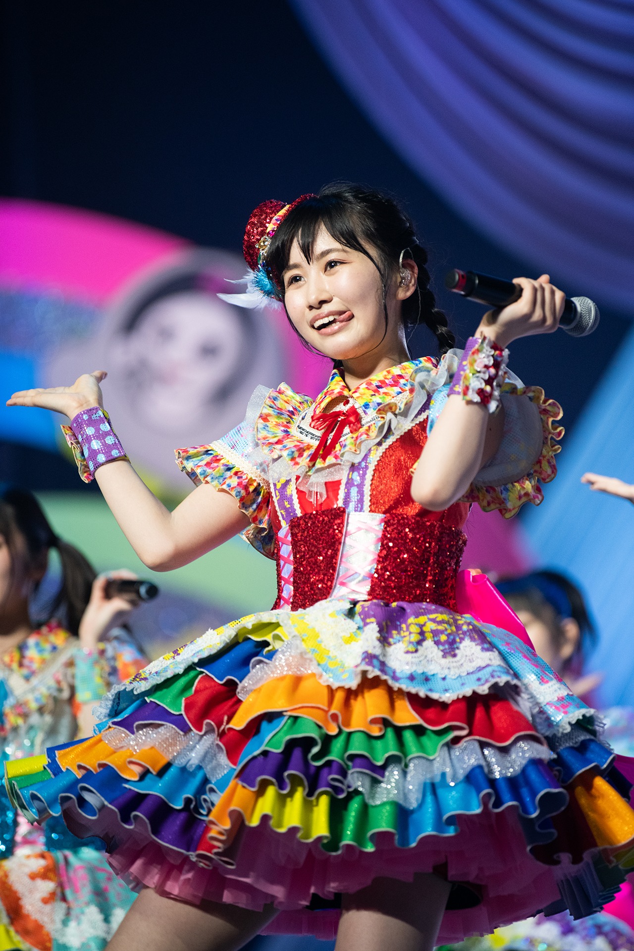 中村朱里