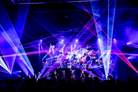 V.W.P「V.W.P 1st ONE-MAN LIVE『現象』」の様子。