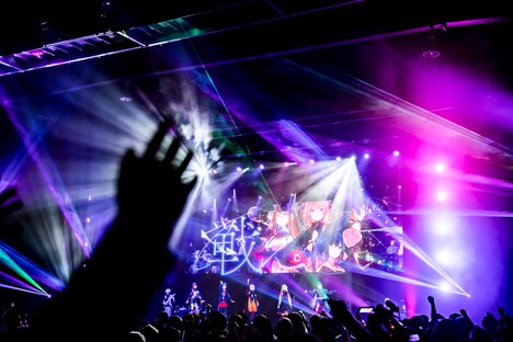 V.W.P「V.W.P 1st ONE-MAN LIVE『現象』」の様子。