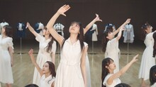 ラストアイドル「僕たちは空を見る」ミュージックビデオより。