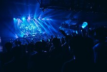 「DUSTCELL TOUR 2022『百鬼夜行』」の様子。（撮影：渡辺きるけ。）