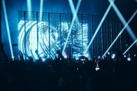 「DUSTCELL TOUR 2022『百鬼夜行』」の様子。（撮影：渡辺きるけ。）