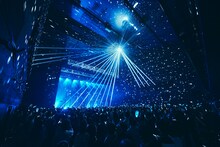 「DUSTCELL TOUR 2022『百鬼夜行』」の様子。（撮影：渡辺きるけ。）