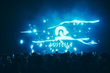 「DUSTCELL TOUR 2022『百鬼夜行』」の様子。（撮影：渡辺きるけ。）