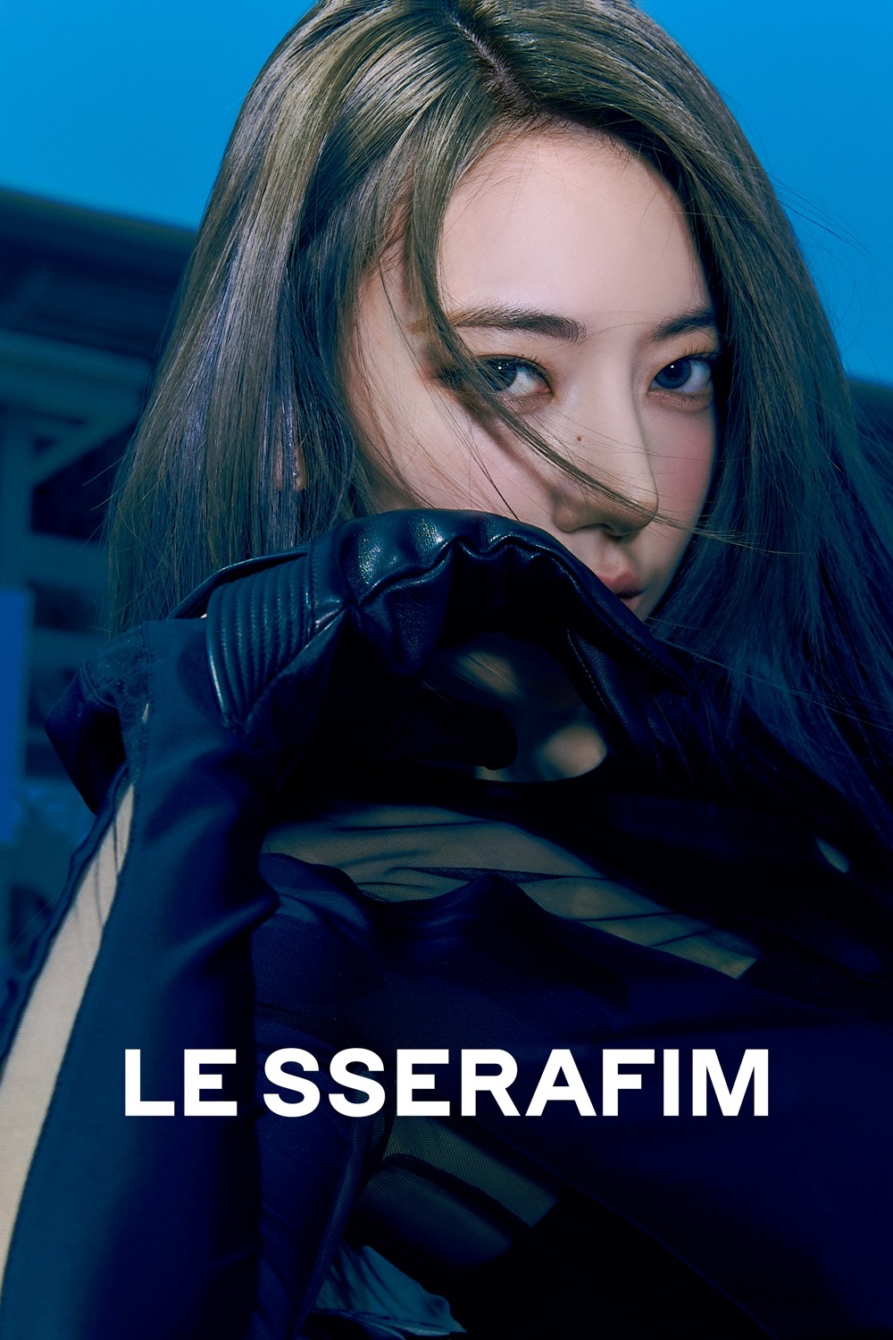 LE SSERAFIM「FEARLESS」コンセプトフォト「Vol.1 BLACK PETROL」（宮脇咲良）