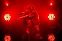 LiSA（撮影：Viola Kam［V'z Twinkle］）