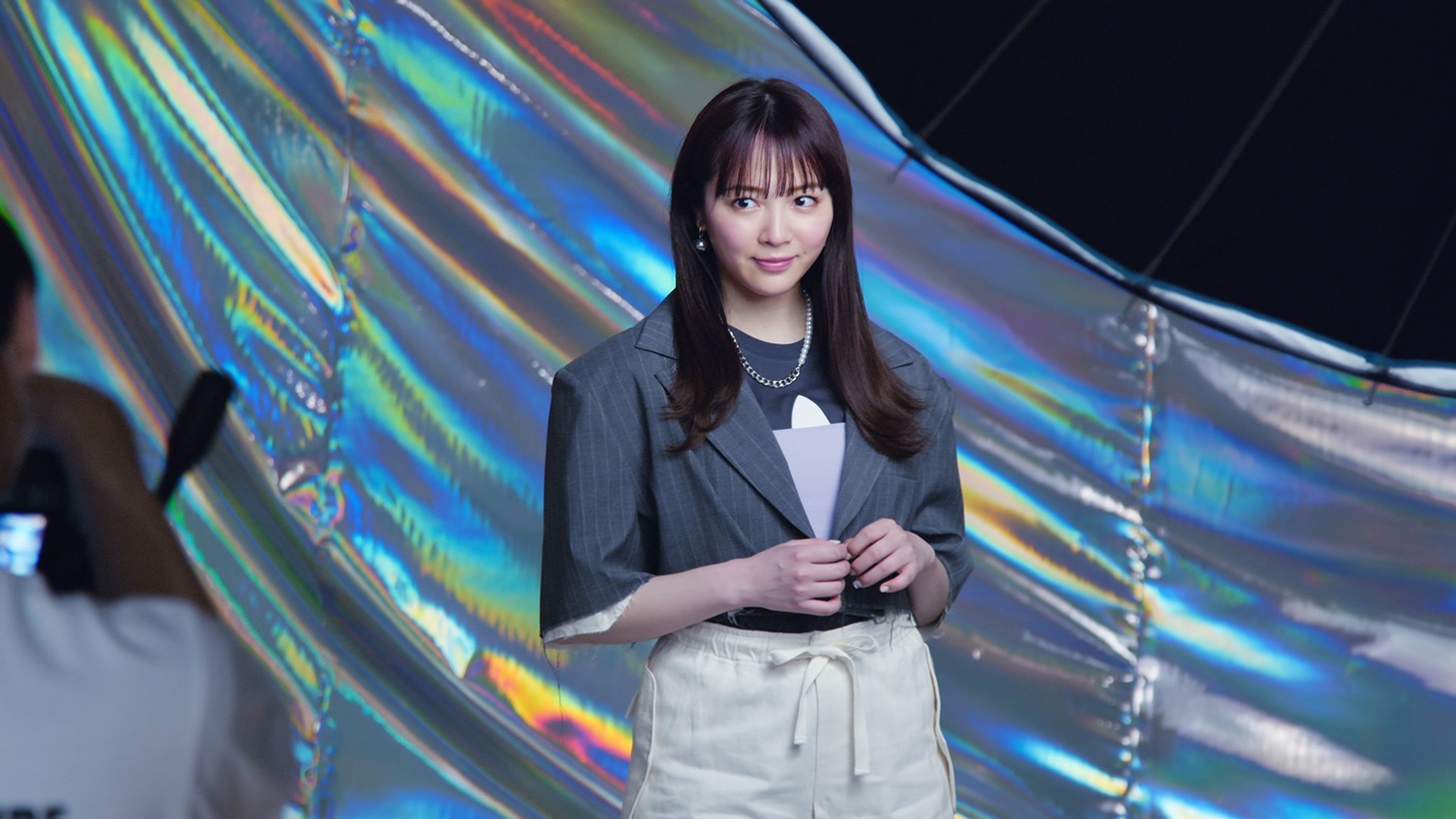私立恵比寿中学がビジュアルモデルを担当した「adidas Originals RAINBOW PACK」キービジュアル撮影メイキング映像。