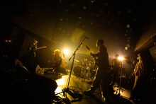 YONA YONA WEEKENDERS（Photo by Isamu Honma）