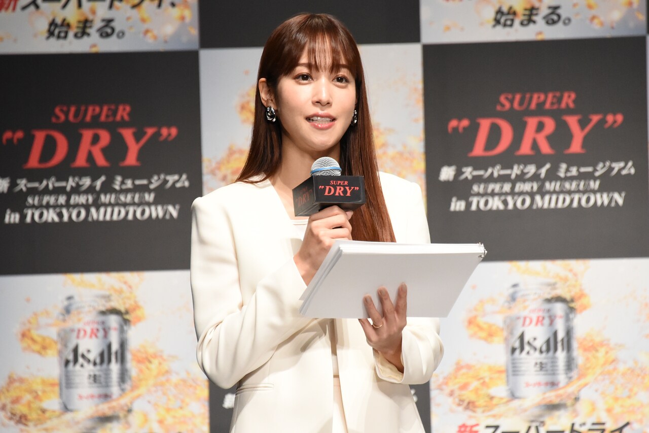 イベントMCの鷲見玲奈。 - セクゾ中島健人と菊池風磨がセクシー辛口