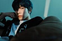 ENHYPEN「DIMENSION : 閃光」コンセプトフォトGLEAM Ver.（HEESEUNG） (P)＆(C) BELIFT LAB