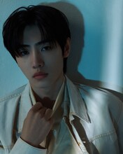 ENHYPEN「DIMENSION : 閃光」コンセプトフォトGLEAM Ver.（SUNGHOON） (P)＆(C) BELIFT LAB