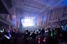 超特急のツアー初日公演の様子。（撮影：深野輝美）