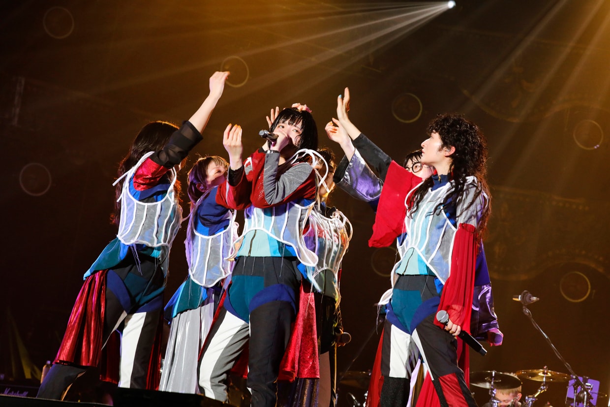 SEKAI NO OWARIデビュー10周年をVaundy、ホルモン、BiSHが祝福