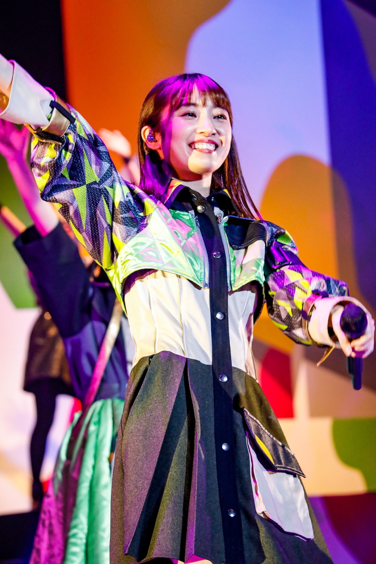 咲良菜緒