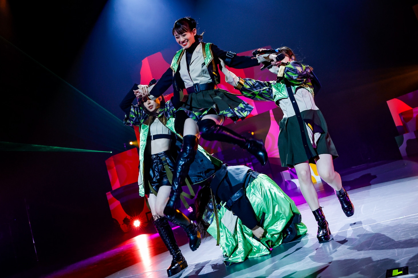 TEAM SHACHI「TOUR 2022 ～猪突！猛進！猛進！猛進！猛進！～」中野サンプラザホール公演の様子。