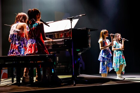 「ちぐはぐランナーズ・ハイ」のパフォーマンスの様子。