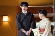「悪女（わる）～働くのがカッコ悪いなんて誰が言った？～」第3話に登場するジェジュン（左）。(c)日本テレビ