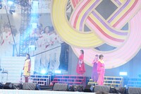 「ももクロ 春の一大事2022 ～笑顔のチカラ つなげるオモイ in 楢葉・広野・浪江 三町合同大会～」の様子。（撮影：上飯坂一）