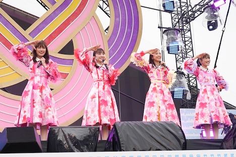 「ももクロ 春の一大事2022 ~笑顔のチカラ つなげるオモイ in 楢葉・広野・浪江 三町合同大会~」の様子。(撮影:上飯坂一)